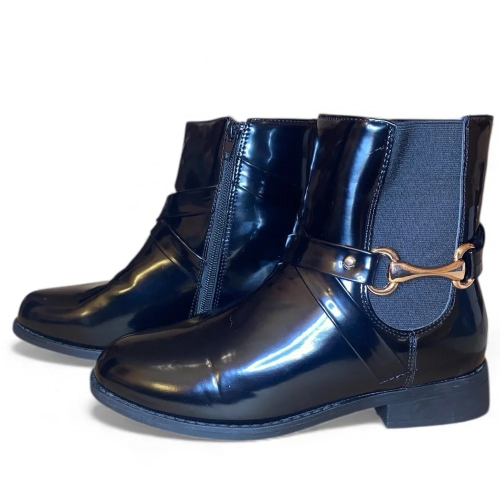 KELSO NWOT Short Patent Leather Booties Faux Black Patent Leather Size 5 Girls